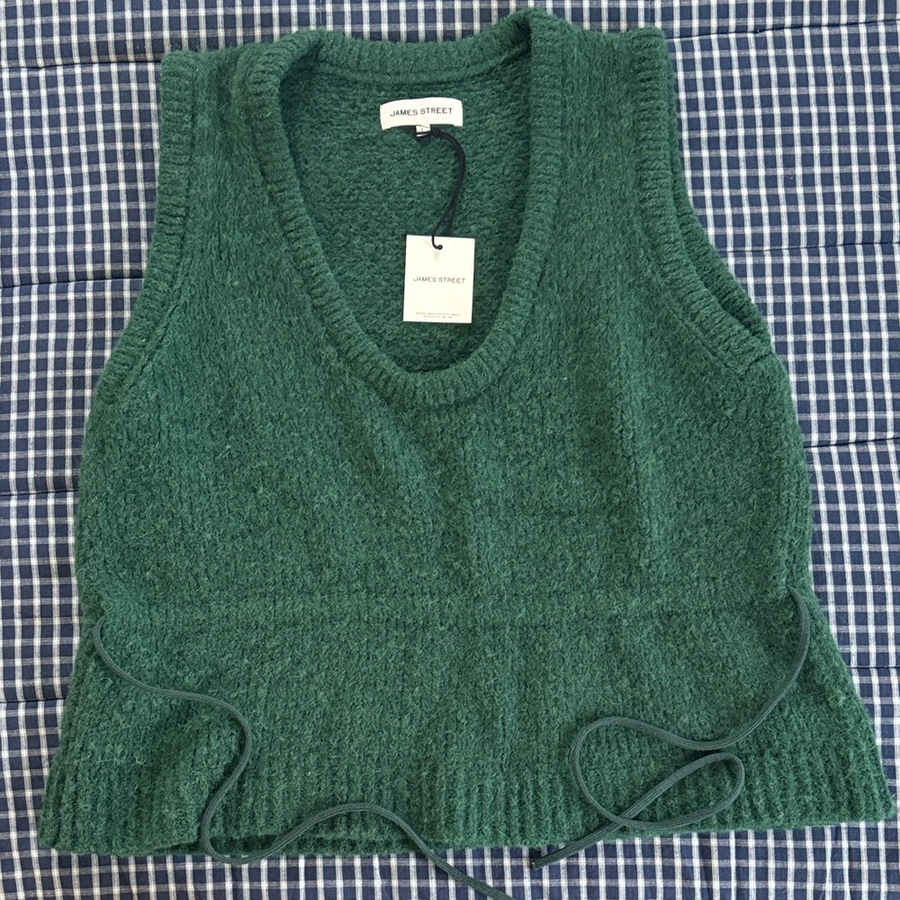 NWT James Street Co. Quinn Vest Green Women's Sweater, Large